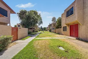4107 W Wonderview Rd, Phoenix, AZ 85019 - Photo 32
