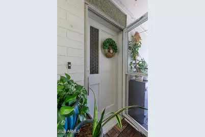 1261 E Maryland Avenue #B, Phoenix, AZ 85014 - Photo 1
