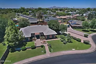 858 N Heritage, Mesa, AZ 85201 - Photo 2