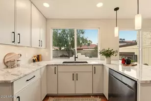 1802 E Crocus Dr, Phoenix, AZ 85022 - Photo 16
