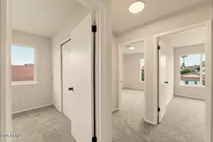 1802 E Crocus Dr, Phoenix, AZ 85022 - Photo 24