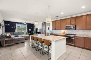 18759 W Yucatan Dr, Surprise, AZ 85388 - Photo 10