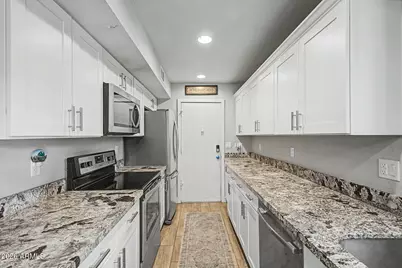 4825 E Euclid Avenue #1, Phoenix, AZ 85044 - Photo 6