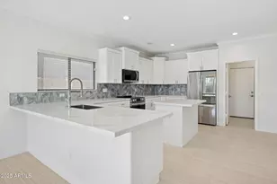 6025 E Palomino Ln, Scottsdale, AZ 85266 - Photo 12