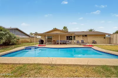 8637 E Weldon Avenue, Scottsdale, AZ 85251 - Photo 4