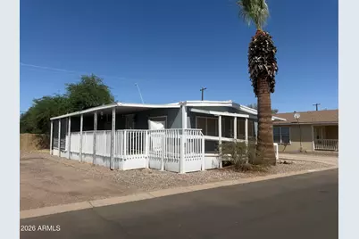 201 S Greenfield Road #18, Mesa, AZ 85206 - Photo 2
