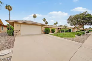 12622 W Parkwood Dr, Sun City West, AZ 85375 - Photo 2