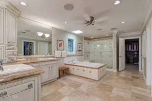 6112 N 31st Pl, Phoenix, AZ 85016 - Photo 12