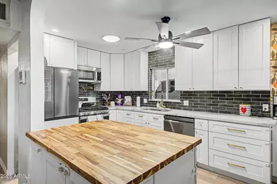 4524 N 24th Place, Phoenix, AZ 85016 - Photo 4