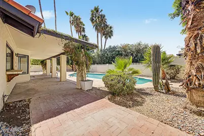 8614 E Cheryl Drive, Scottsdale, AZ 85258 - Photo 10