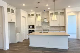 782 W Longwood Dr, Queen Creek, AZ 85140 - Photo 2