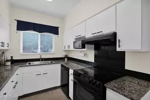 1935 W Morten Ave, Phoenix, AZ 85021 - Photo 10