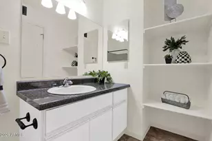 1935 W Morten Ave, Phoenix, AZ 85021 - Photo 18