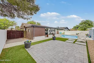 2234 E Paradise Dr, Phoenix, AZ 85028 - Photo 38