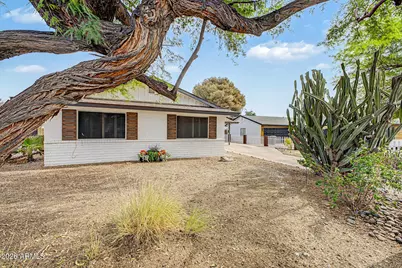 2234 E Paradise Drive, Phoenix, AZ 85028 - Photo 4