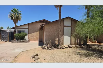 604 W Emelita Avenue, Mesa, AZ 85210 - Photo 1