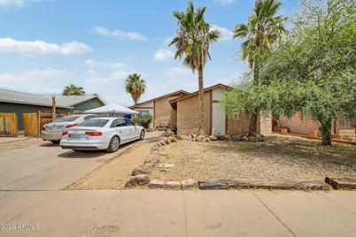 604 W Emelita Avenue, Mesa, AZ 85210 - Photo 1