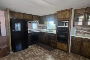 10201 N 99th Ave, Peoria, AZ 85345 - Photo 12