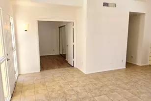 328 W Lodge Dr, Tempe, AZ 85283 - Photo 16