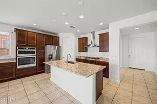25417 S 229th Pl, Queen Creek, AZ 85142 - Photo 6
