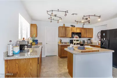 617 W Racine Loop, Casa Grande, AZ 85122 - Photo 20