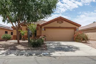 617 W Racine Loop, Casa Grande, AZ 85122 - Photo 2