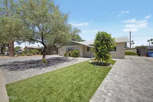 684 W Dublin St, Chandler, AZ 85225 - Photo 4