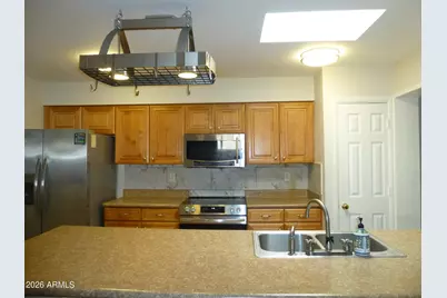 946 E Loma Vista Drive, Tempe, AZ 85282 - Photo 1