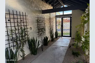 5822 N Scottsdale Road, Paradise Valley, AZ 85253 - Photo 2