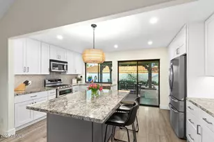 5822 N Scottsdale Rd, Paradise Valley, AZ 85253 - Photo 10