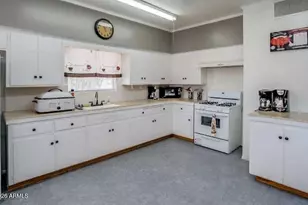 200 E Ivanhoe St, Chandler, AZ 85225 - Photo 46