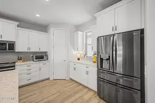 14642 W Plum Rd, Surprise, AZ 85387 - Photo 12