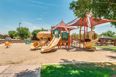 613 W Stanley Avenue, San Tan Valley, AZ 85140 - Photo 10