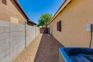 613 W Stanley Ave, San Tan Valley, AZ 85140 - Photo 44