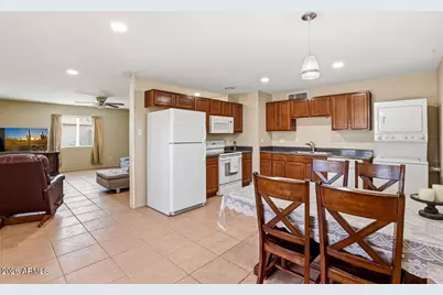 13822 N 47th Avenue, Glendale, AZ 85306 - Photo 6