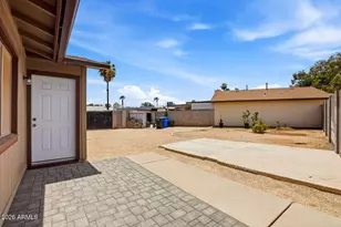 13822 N 47th Ave, Glendale, AZ 85306 - Photo 10