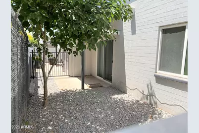 4423 N 13th Place #Apt 4, Phoenix, AZ 85014 - Photo 10