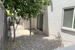 4423 N 13th Pl, Phoenix, AZ 85014 - Photo 10