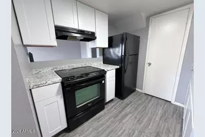 3326 W Las Palmaritas Drive, Phoenix, AZ 85051 - Photo 12
