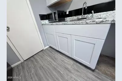 3326 W Las Palmaritas Drive, Phoenix, AZ 85051 - Photo 10