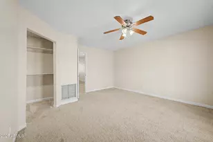 2447 E Larkspur Dr, Phoenix, AZ 85032 - Photo 20