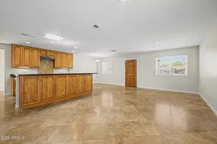 2447 E Larkspur Dr, Phoenix, AZ 85032 - Photo 10