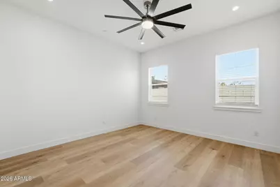2009 E Don Carlos Avenue, Tempe, AZ 85281 - Photo 24