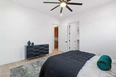 2009 E Don Carlos Avenue, Tempe, AZ 85281 - Photo 22