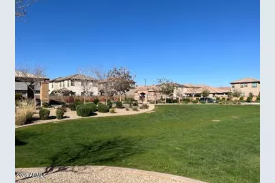 16668 W Sierra Street, Surprise, AZ 85388 - Photo 14