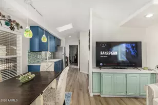 10950 W Union Hills Dr, Sun City, AZ 85373 - Photo 6