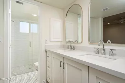 6016 E Evans Drive, Scottsdale, AZ 85254 - Photo 10