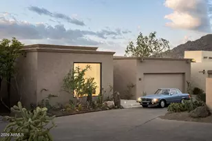 5970 N Echo Canyon Dr, Phoenix, AZ 85018 - Photo 1