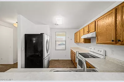 11417 W Amber Trail, Surprise, AZ 85378 - Photo 10