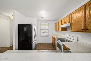 11417 W Amber Trail, Surprise, AZ 85378 - Photo 10